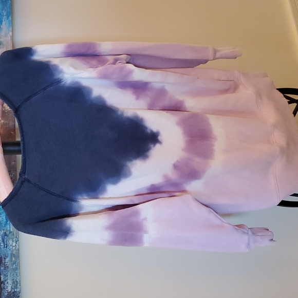 Aerie Sweatshirt with Matching Leggins - Picture 6 of 6